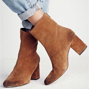 Stuart Weitzman Brown Suede Heeled Boots